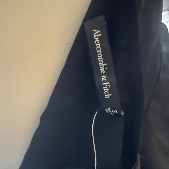 A&F Ruffle Dress - Picture 11 of 12